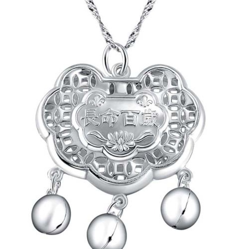 纯银行业激光切割机切割镂空长命锁样品展示